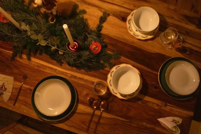 Décoration de table de Noël : la méthode pour une belle table