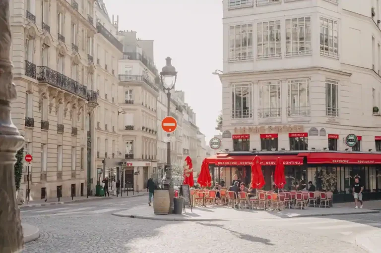 Café à Paris : ce qu&rsquo;on commande, ce qu&rsquo;on paie, où l&rsquo;on s&rsquo;assoit