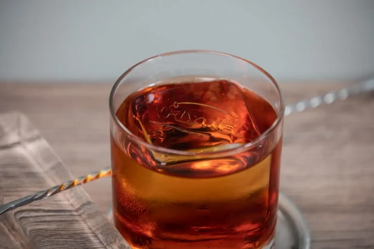 Whisky : comprendre, lire une étiquette et déguster sans se prendre au sérieux
