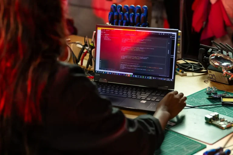 Wokwi : simuler ses montages Arduino et ESP32 sans matériel