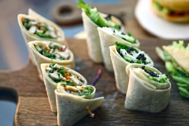 Wraps végétariens : la méthode, les garnitures et le pliage qui tient
