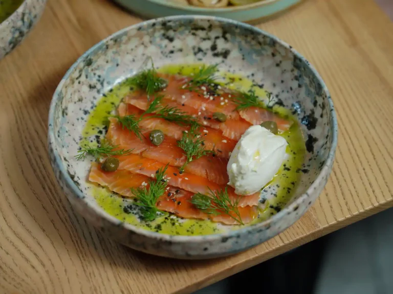 Entrées au saumon fumé : bien le choisir avant la recette